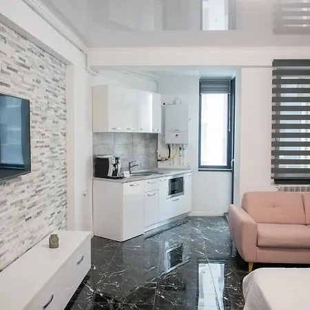 Apartel Mys 2 דירה Năvodari